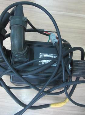 松下伺服电机 MHMA152P1G 大惯量 1.5KW 松下A4配套MDDDT5540003