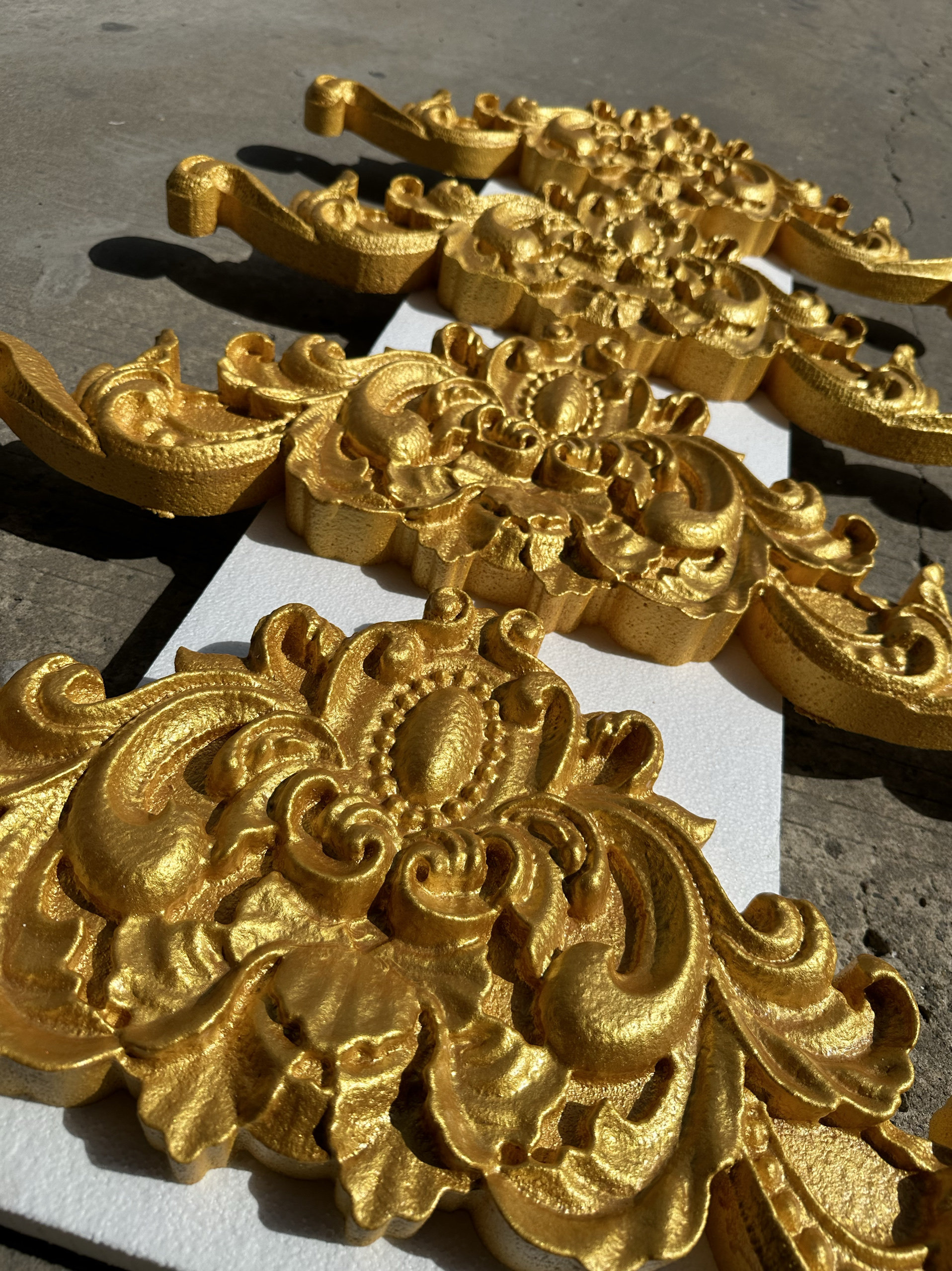 欧式 别墅外墙门头三角花饰 e装ps泡花板 钢别墅oat轻山花造型沫