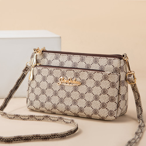 女士斜挎包印花中年女包