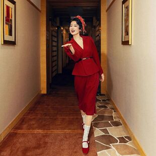 港风婚纱敬酒服复古新娘当天便装结婚订婚礼服8090年代红色套装女