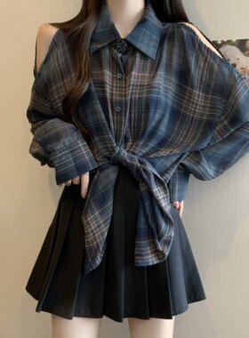 设计感假两件露肩格子短袖衬衫女夏季大码胖妹妹洋气显瘦拼色上衣