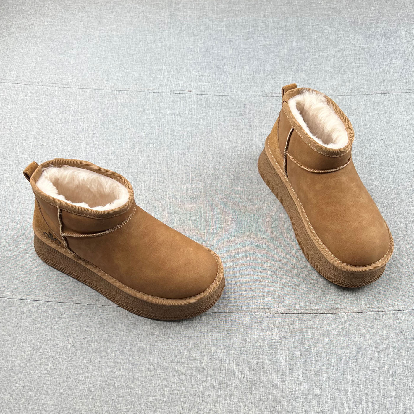 真皮羊毛绒保暧短筒厚底雪地靴女