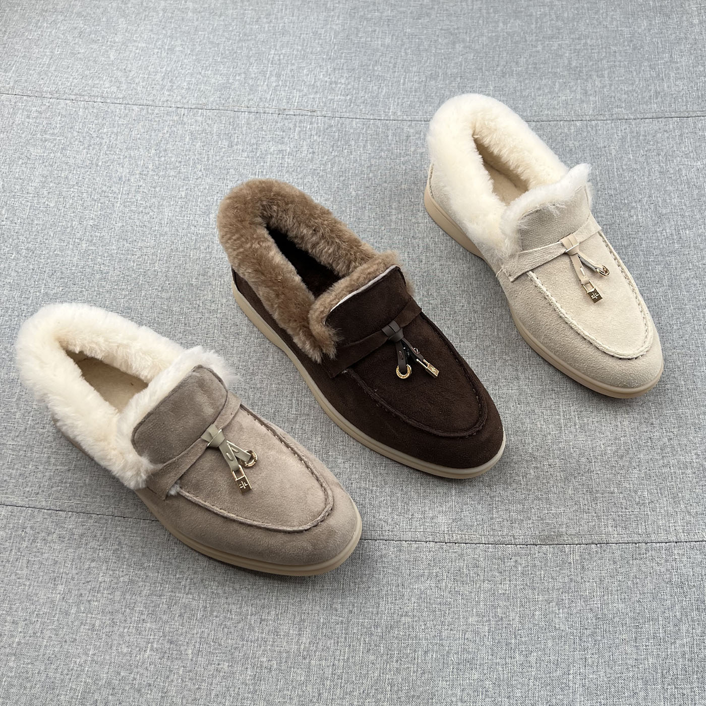 真皮羊毛绒一脚蹬尖头低跟单鞋女