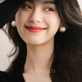 韩国时尚大珍珠耳钉女无耳洞耳夹气质银针耳环2026年新款短款耳饰