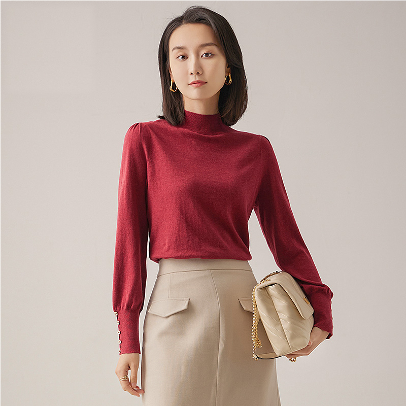 枣红色半高领针织打底衫女秋冬