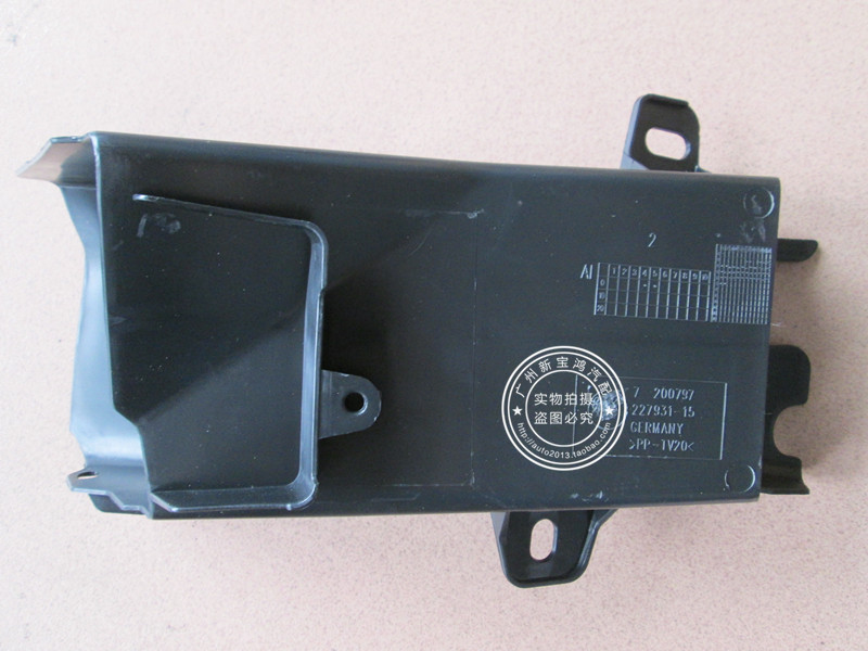 适用宝马F10 F18 F07刹车进风口520 523 525 528 530前杠进气管