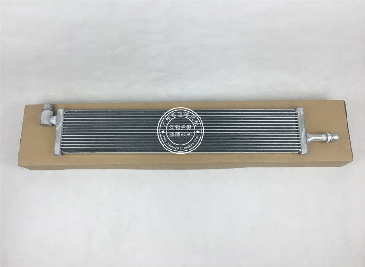 适用奔驰C级W205小水箱C180 C200 C350中冷器变速箱波箱散热器
