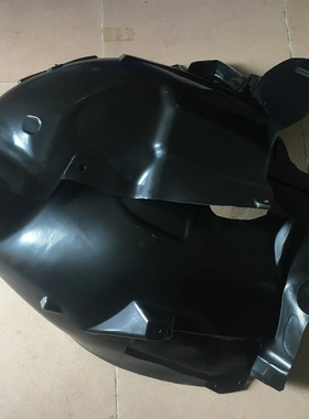 适用奔驰W246 W117 W176 B180 B200 A160 A180叶子板内衬CLA220