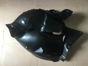 适用奔驰W246 W117 W176 B180 B200 A160 A180叶子板内衬CLA220