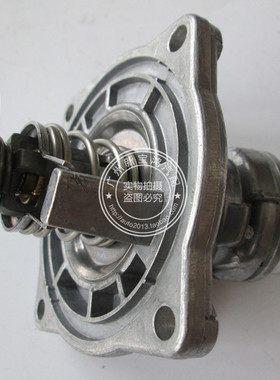 适用宝马 E38 E39 E53 X5 535 540I 735IL 740IL 4.4 M62节温器