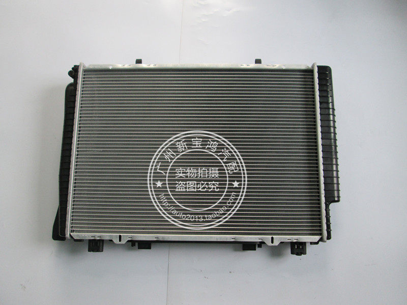 适用于奔驰 S级 W140 S320 S300 S500 S600 水箱 散热器