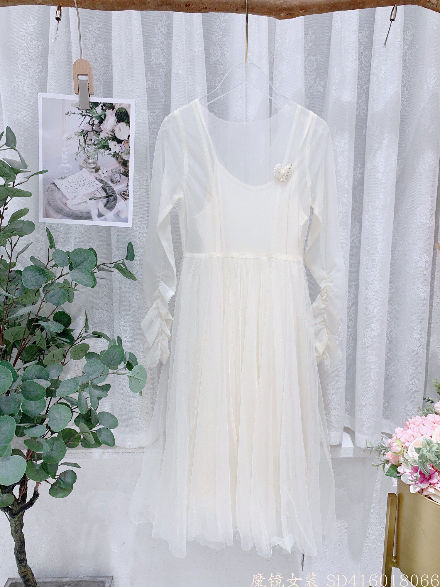 2022女装秋季台湾货羽之朋克轻奢名媛网纱连衣裙蓬蓬裙甜美轻纱仙