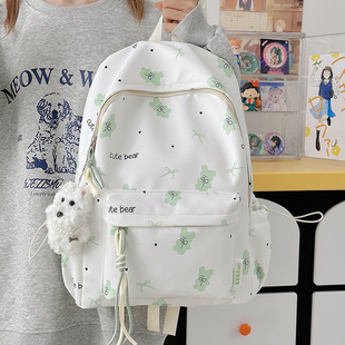 小清新新款日系书包女初高中生大容量印花小熊双肩包大学生电脑包