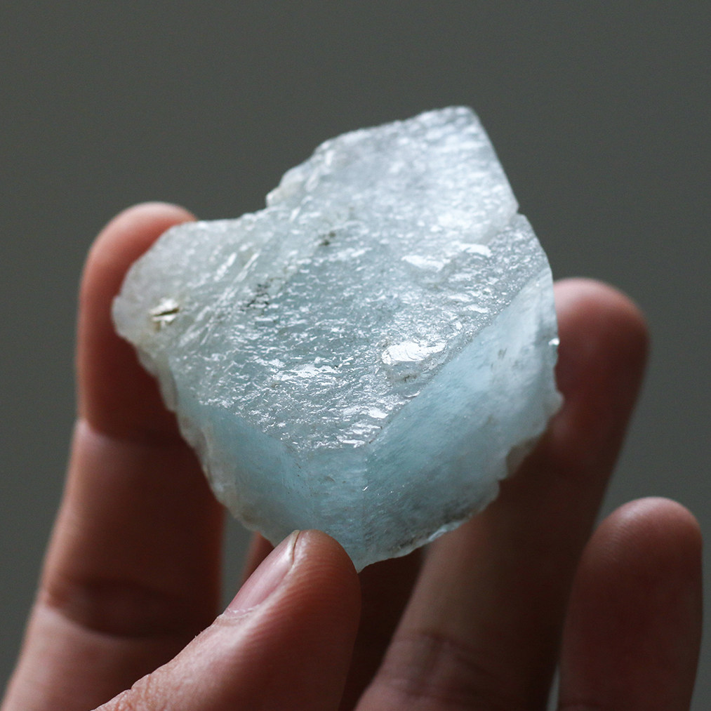 巴基斯坦海蓝宝原石 天然海蓝宝吊坠镶嵌裸石 原矿无胶冥想半宝石