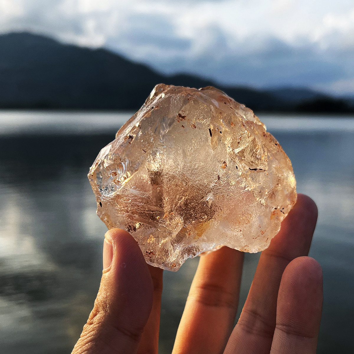黄金喜马拉雅蚀刻涅槃水晶 涅槃白水晶冥想原石非阿赛斯特莱水晶