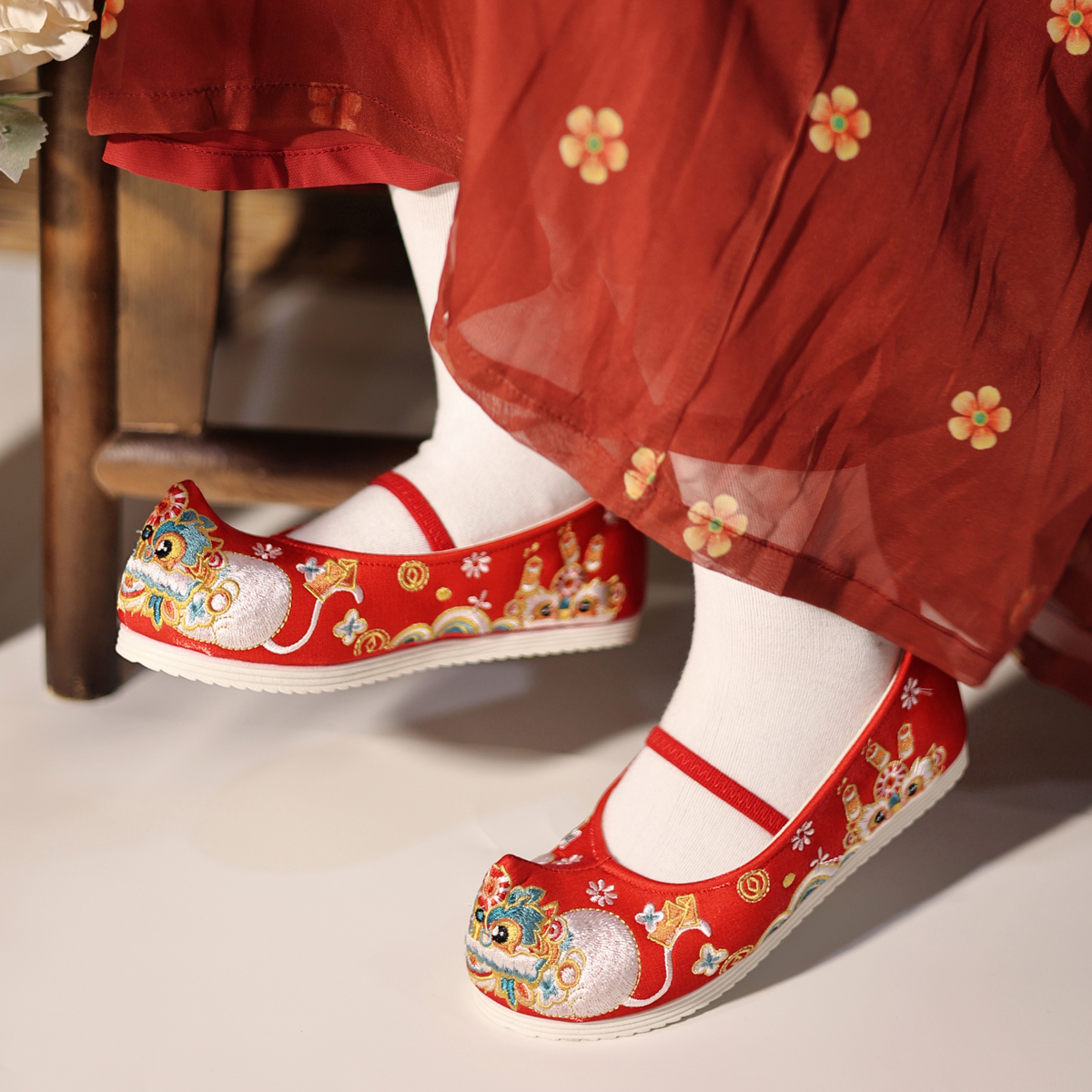 江南朱记贺岁款【狮狮如意】儿童汉服鞋古风鞋子女过年新年绣花鞋