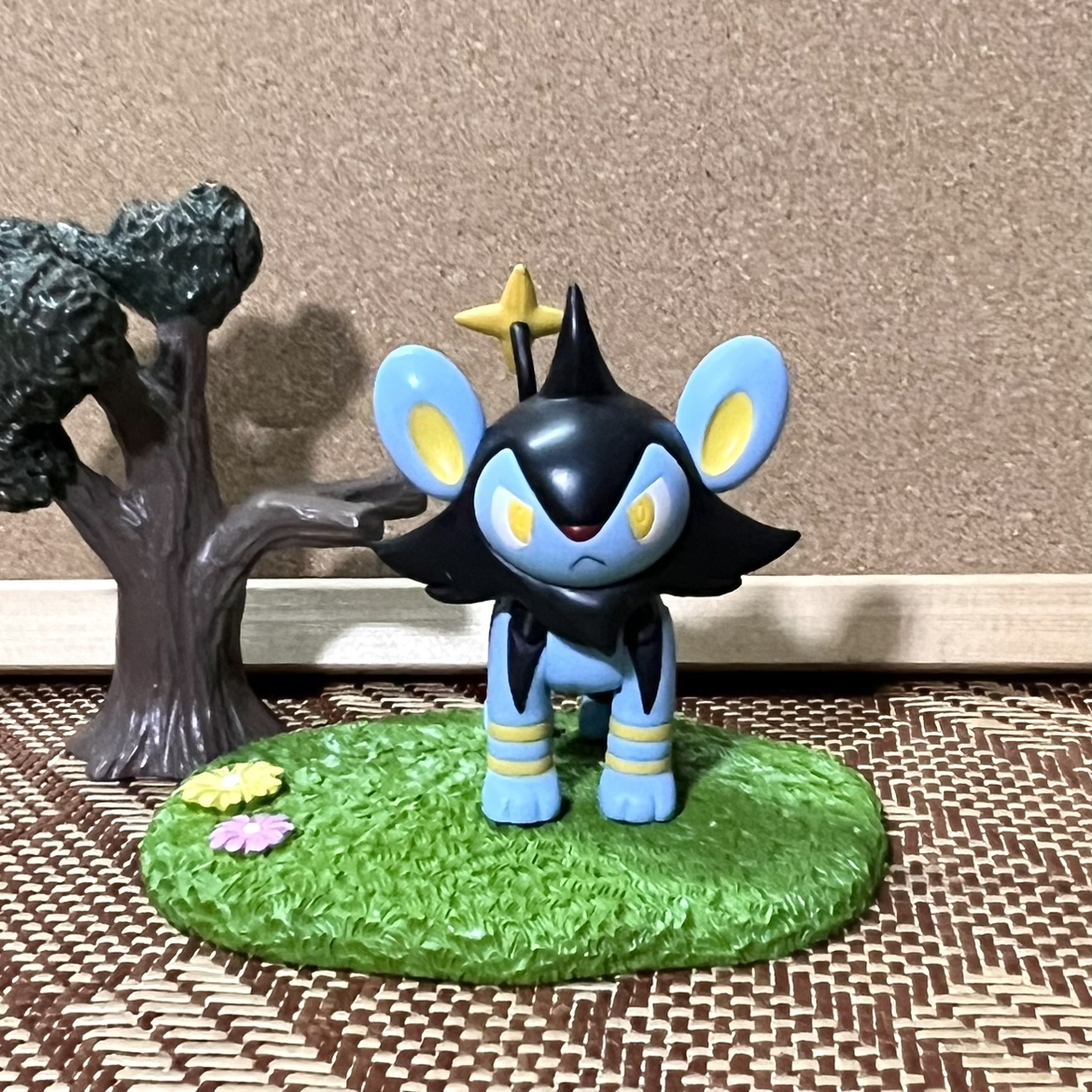 神奇宝贝宠物小精灵口袋怪兽公仔大号可动勒克猫头和四肢可动