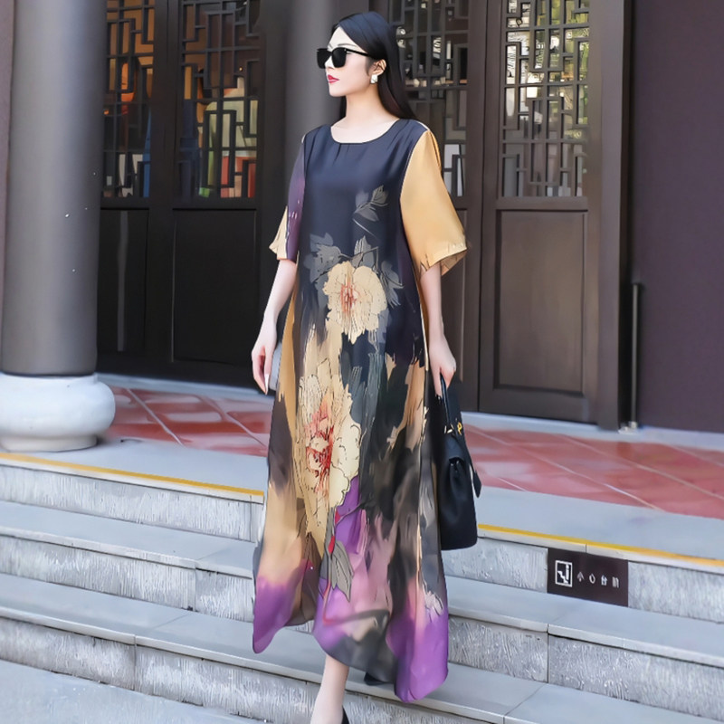 气质妈妈大码飘逸天丝印花连衣裙