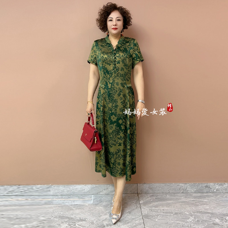 中老年妈妈醋酸短袖连衣裙2026夏季大码遮肚显瘦薄款气质碎花长裙