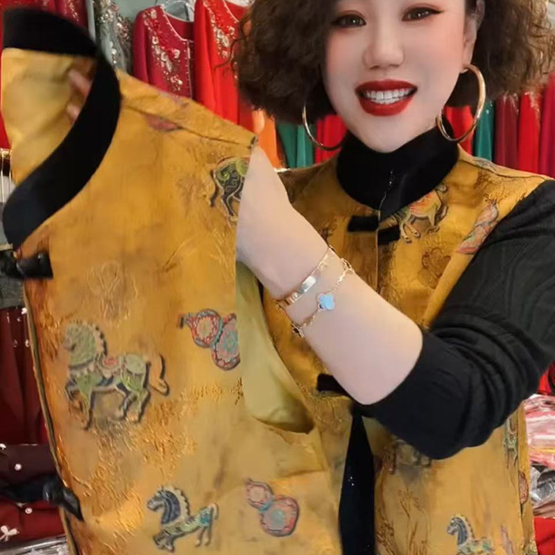新中式国风春季黄马甲红马甲中老年女装民族风盘扣时尚洋气妈妈装,女装/女士精品,马夹,淘宝优惠券,粉丝福利购,淘宝优惠卷