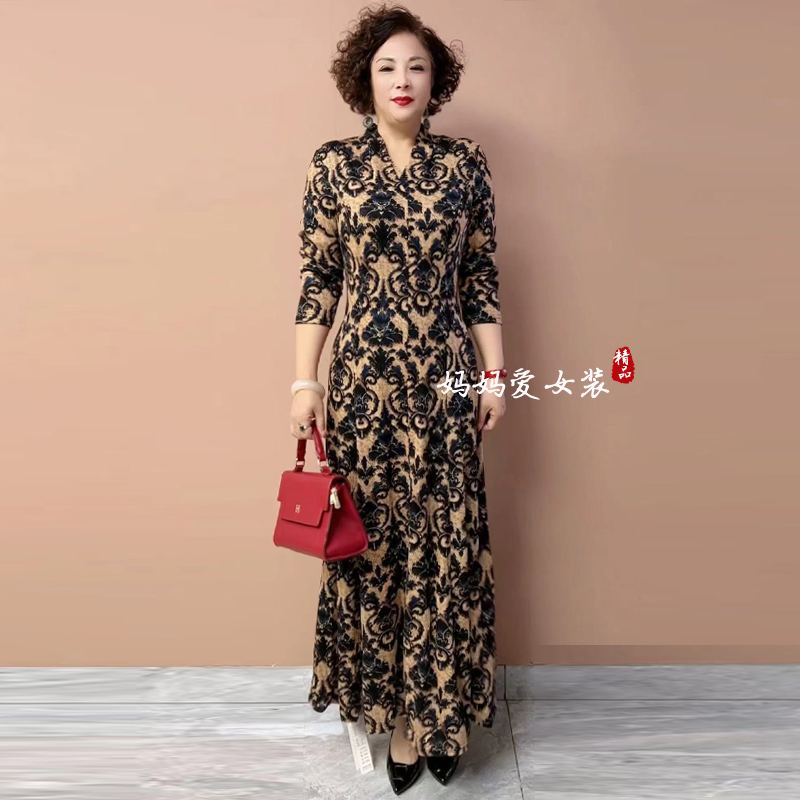 气质妈妈金貂绒连衣裙长款大摆裙