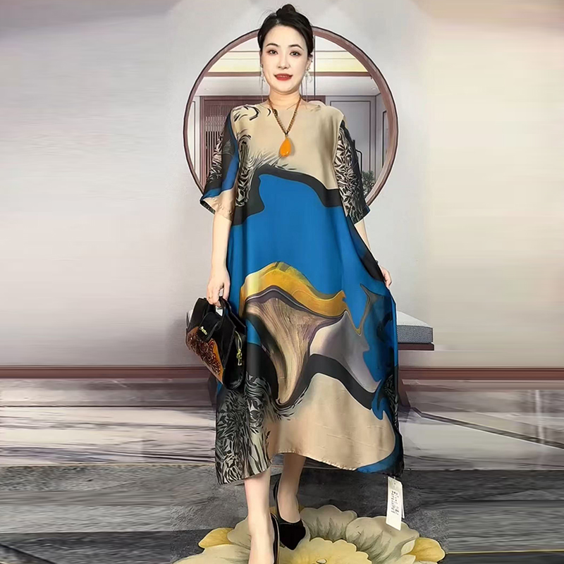 桑蚕丝印花连衣裙过膝减龄长裙子