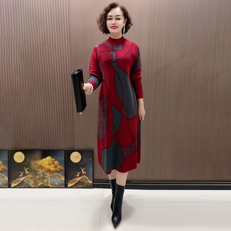 中老年妈妈半高领针织裙秋冬时尚遮肉显瘦宽松大码长款毛衣打底裙