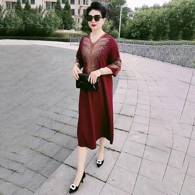 气质烫钻妈妈针织裙大码宽松裙子