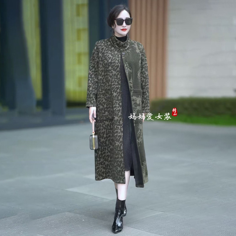 高档阔太太羊绒提花加绒风衣冬季气质立领妈妈装长款宽松大衣外套