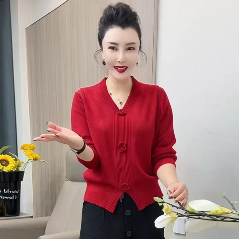 高品质!玫瑰花纯色针织打底衫女