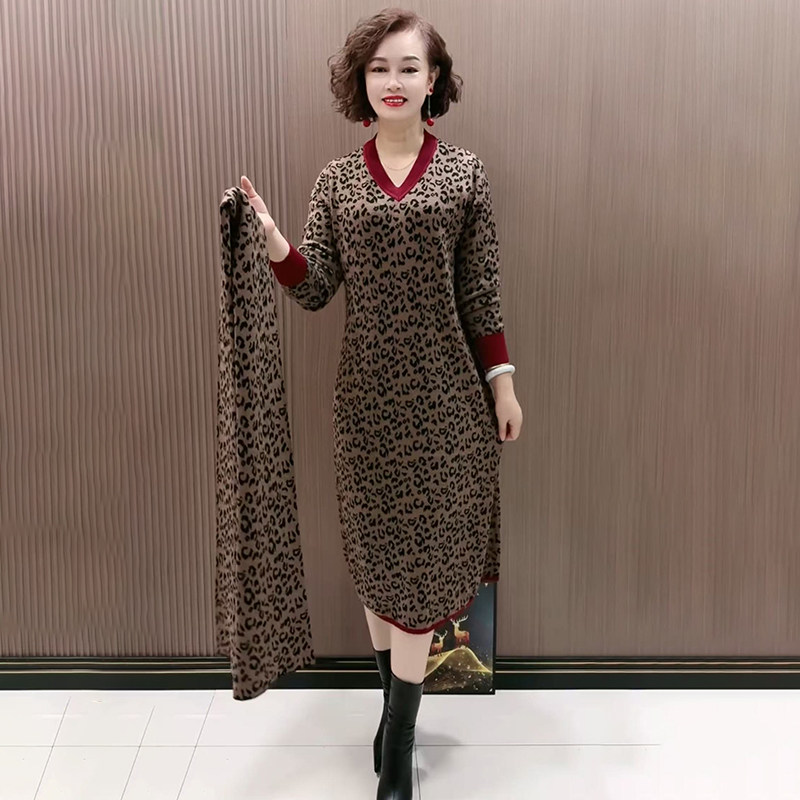 妈妈豹纹针织裙大码减龄时尚长裙