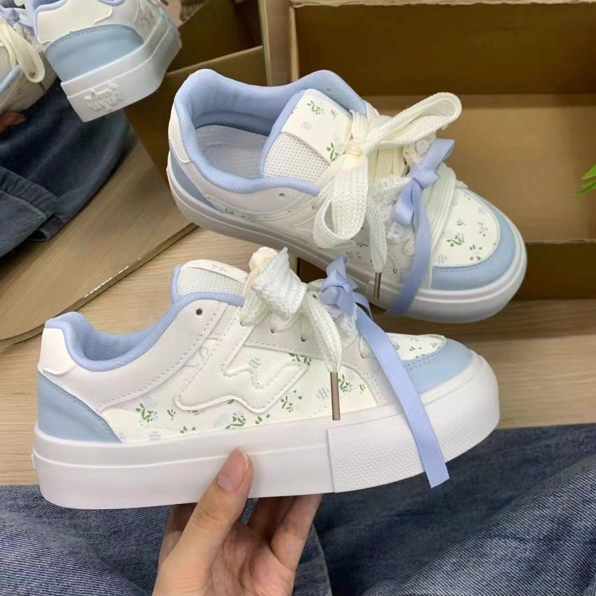 废土风碎花厚底百搭小白板鞋女