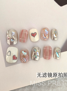穿戴甲手绘格纹闪钻祼色美甲