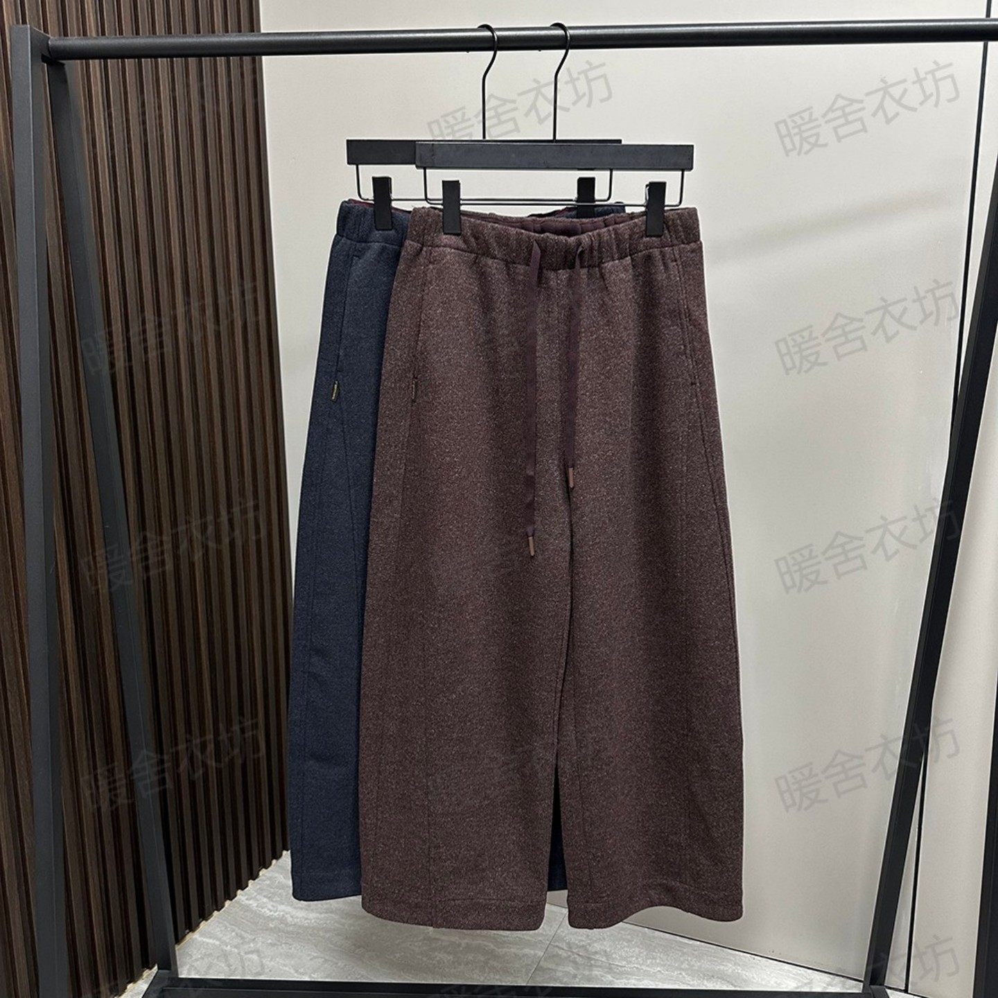 菲玛掂250322羊毛呢肥腿香蕉裤2025秋冬新款时尚气质休闲宽松女裤