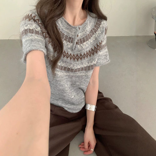 费尔岛撞色提花短袖针织衫