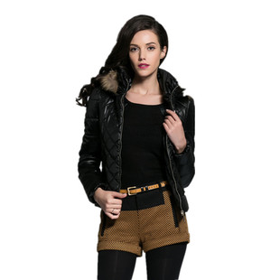 包邮专柜正品  女装冬季新款骡子毛领短款棉袄加厚棉服/棉衣22012