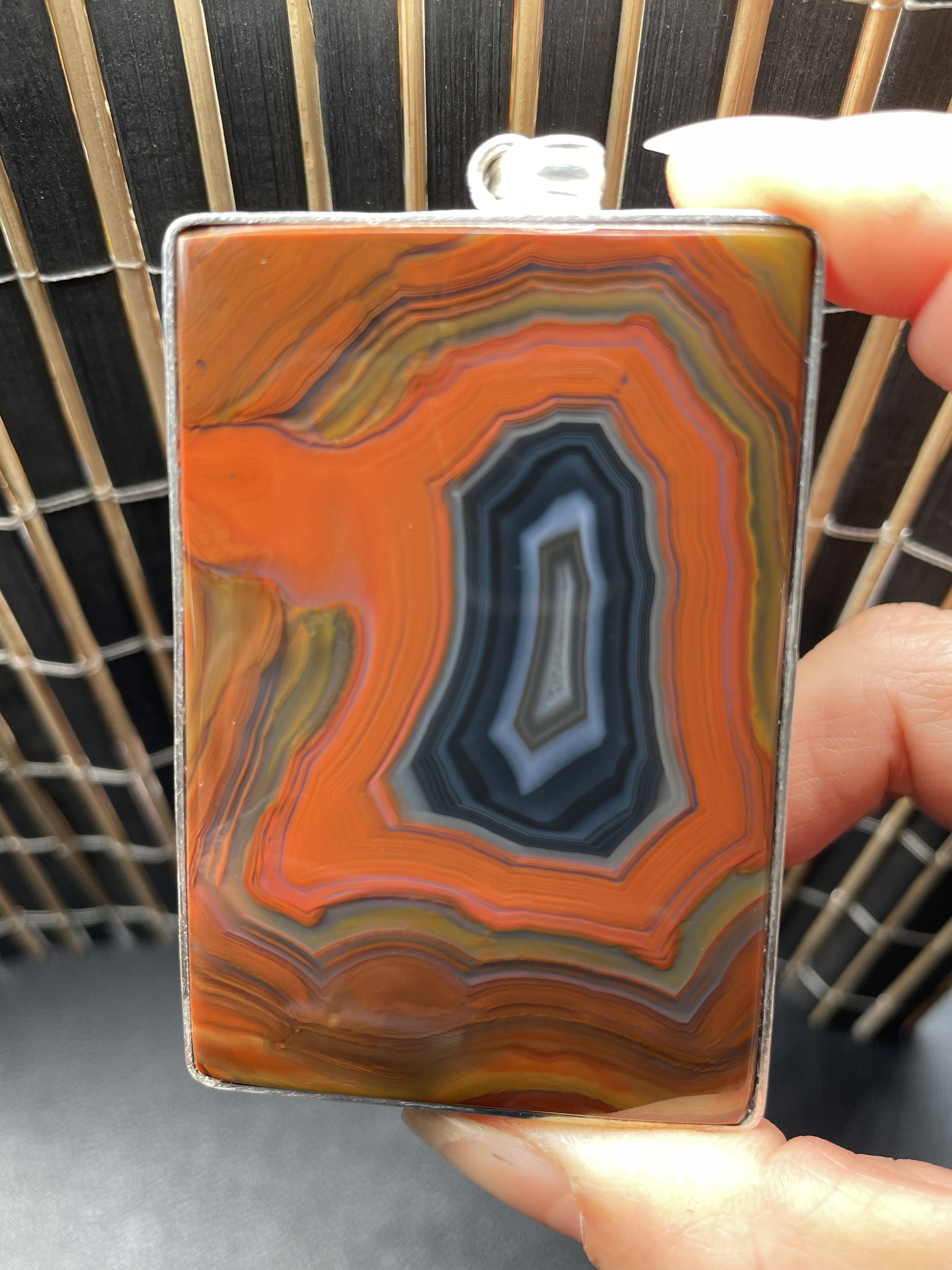 战国红玛瑙精品俏色拉丝意境魔幻纯银托镶嵌平安无事牌挂牌,珠宝/钻石/翡翠,颈饰,淘宝优惠券,粉丝福利购,淘宝优惠卷