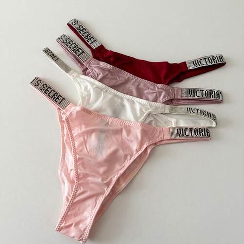 水钻字母半包臀内裤闪钻丁字裤