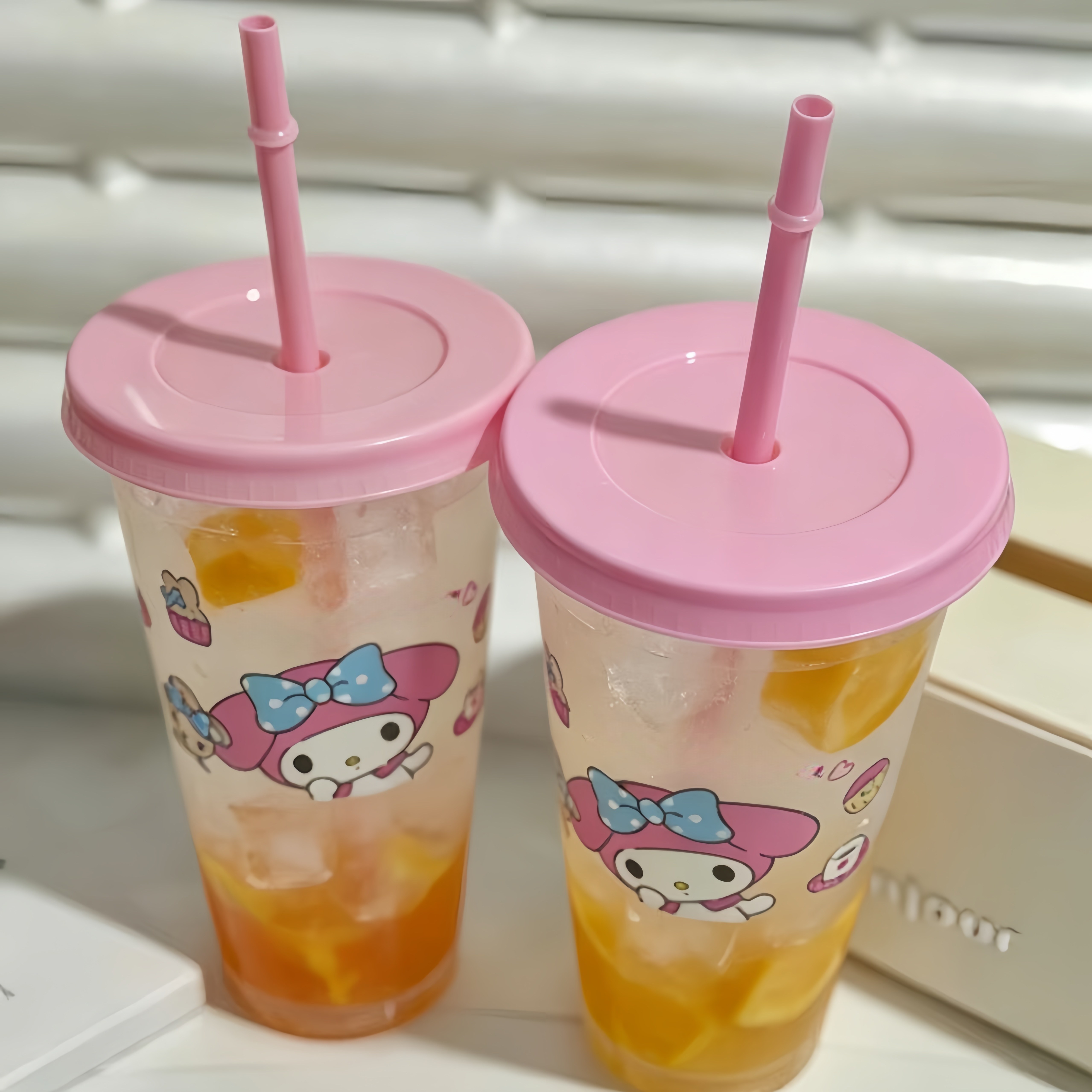 ins风PP材质710ml吸管杯