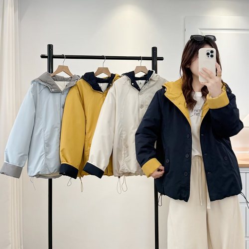 休闲撞色抽绳加绒三防连帽棉服