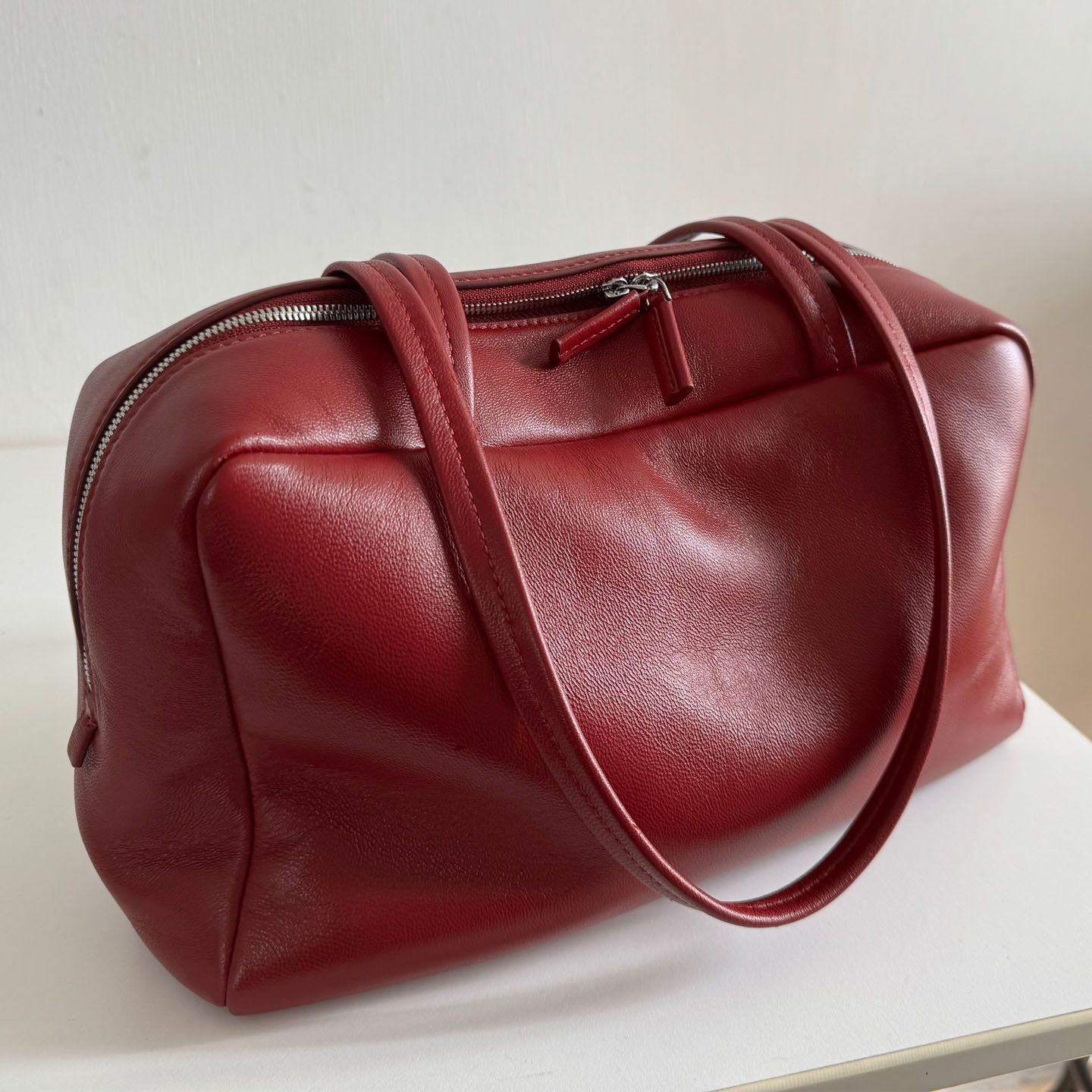 高品质里外全真皮女包~时尚极简手提包羊皮保龄球腋下单肩托特包