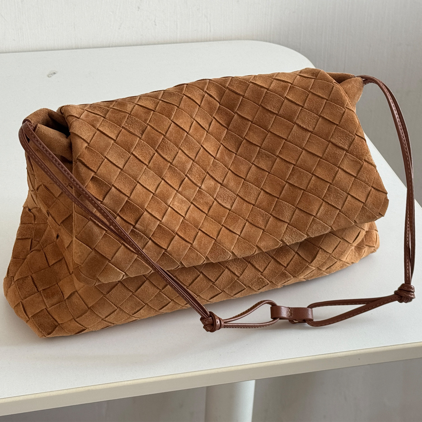 美拉德风编织麂皮绒面翻盖女包~头层磨砂牛皮时尚百搭单肩腋下包,箱包皮具/热销女包/男包,通用款女包,淘宝优惠券,粉丝福利购,淘宝优惠卷