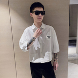 白色
