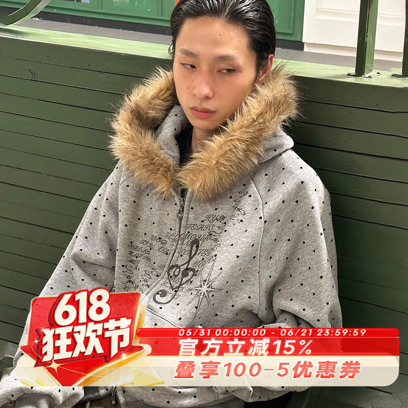 SADSOUP 王橹杰同款 爱心波点猎装毛领音符涂鸦 400g加绒连帽卫衣