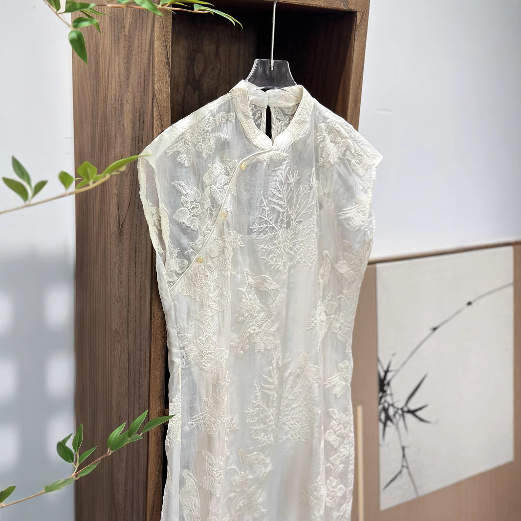 新中式连衣裙两件套女夏改良旗袍年轻款立领盘扣提花网纱刺绣