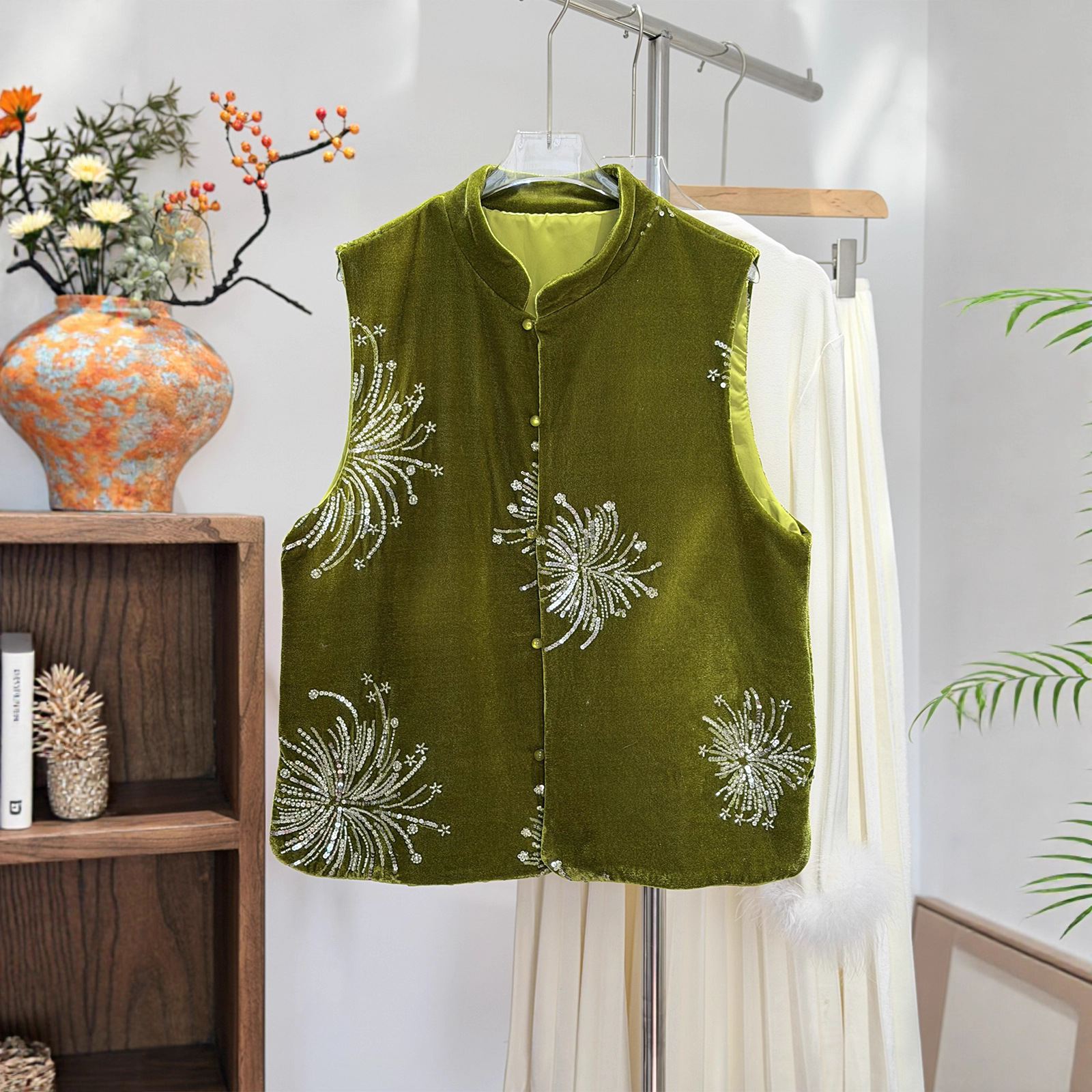 新中式国风重工丝绒马夹背心女2025春装新款气质烫钻亮片马甲上衣