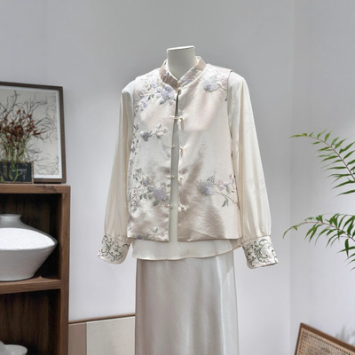 双面穿缎面刺绣叠穿马甲上衣女独特别致中式国风年轻款坎肩背心