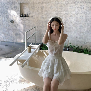 Lienni2025新款收腰显瘦浪漫主义重工小洋裙女蕾丝不规则连衣裙