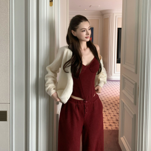 套装 软糯圣诞针织吊带胸衣高腰显瘦百搭长裤 新款 Lienni2025冬季