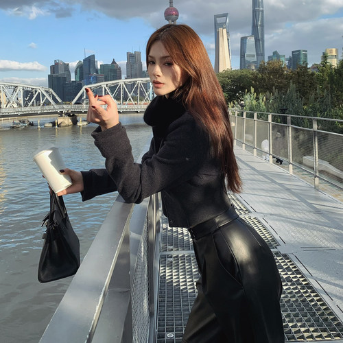 可拆卸毛领外套毛呢阔腿皮裤套装